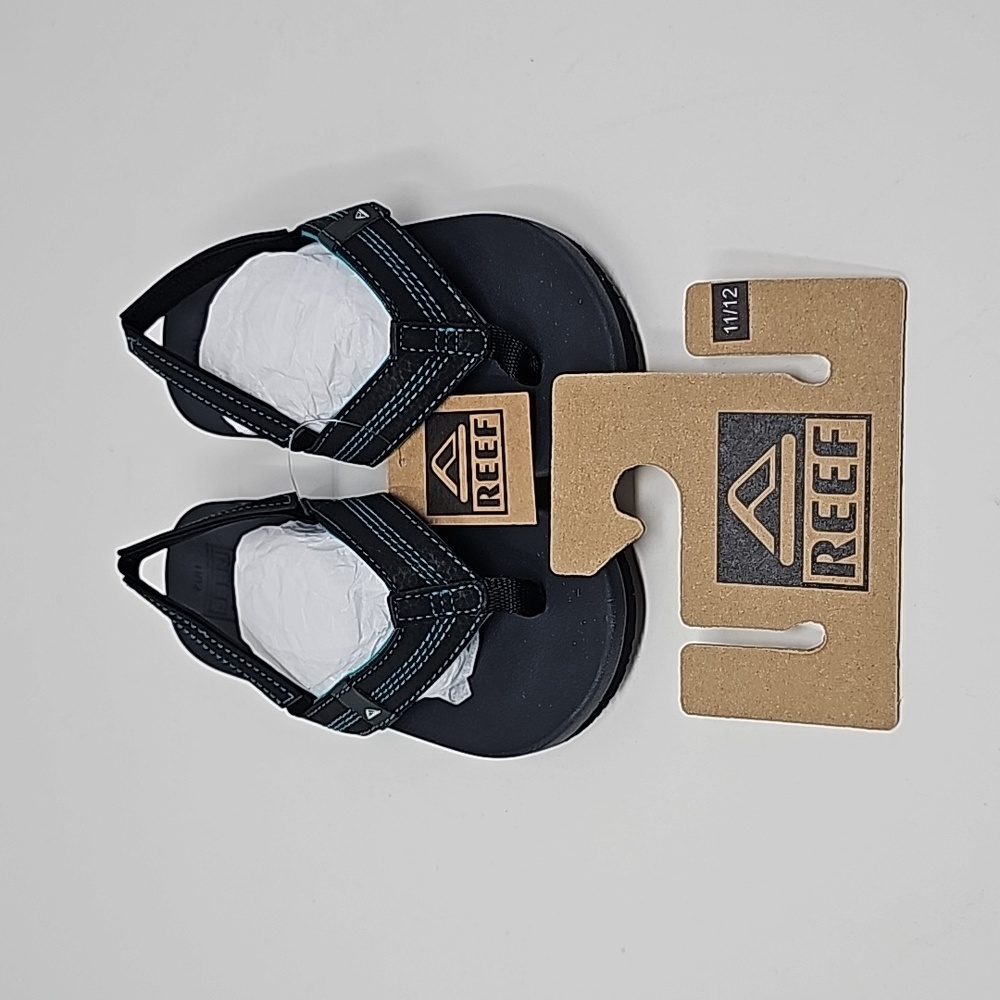 REEF Kids Sandals 11/12 size